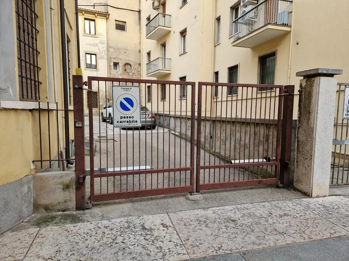 Rosa Tea Apartament Castelvecchio فيرونا 0*,  إيطاليا
